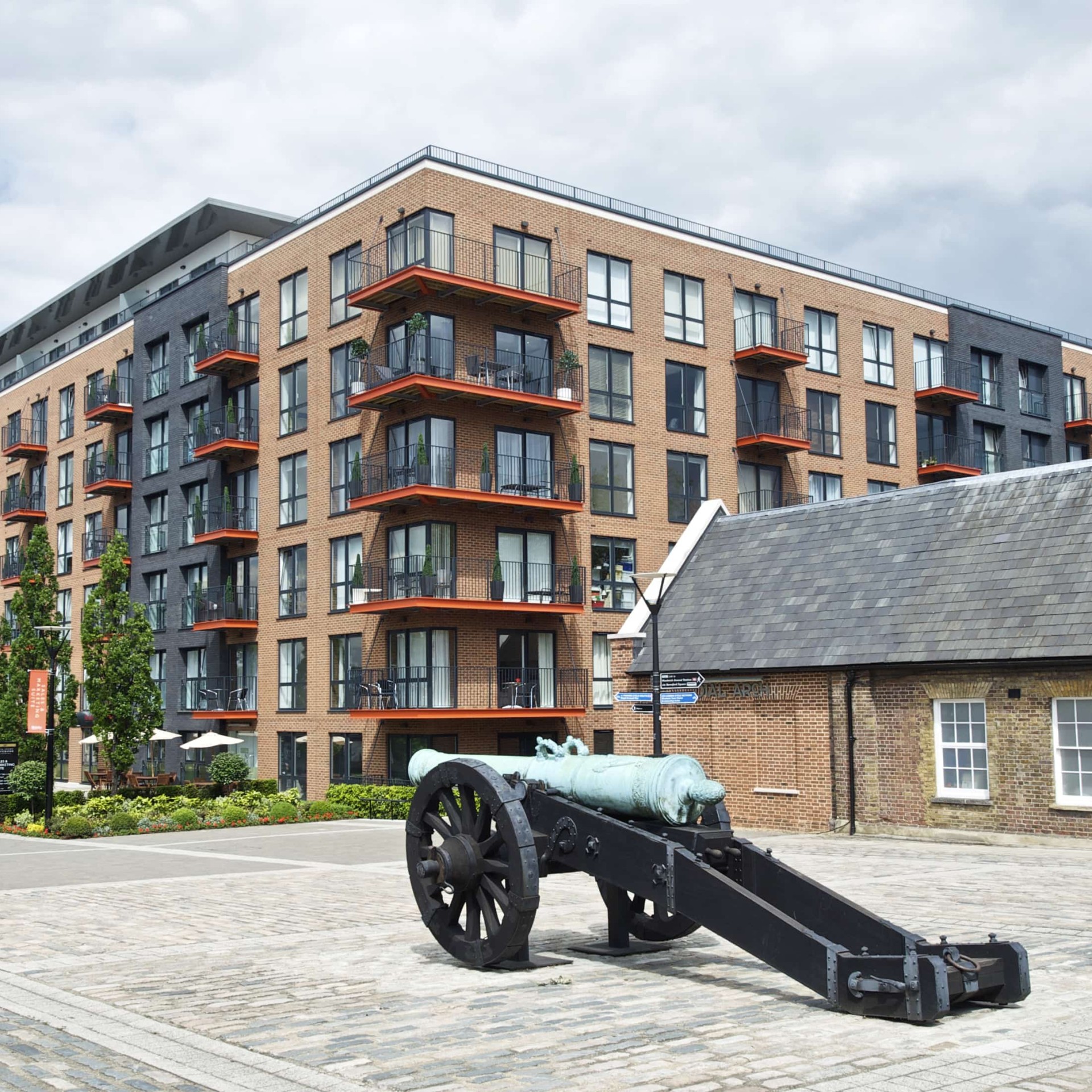 Site Tour – Royal Arsenal Riverside